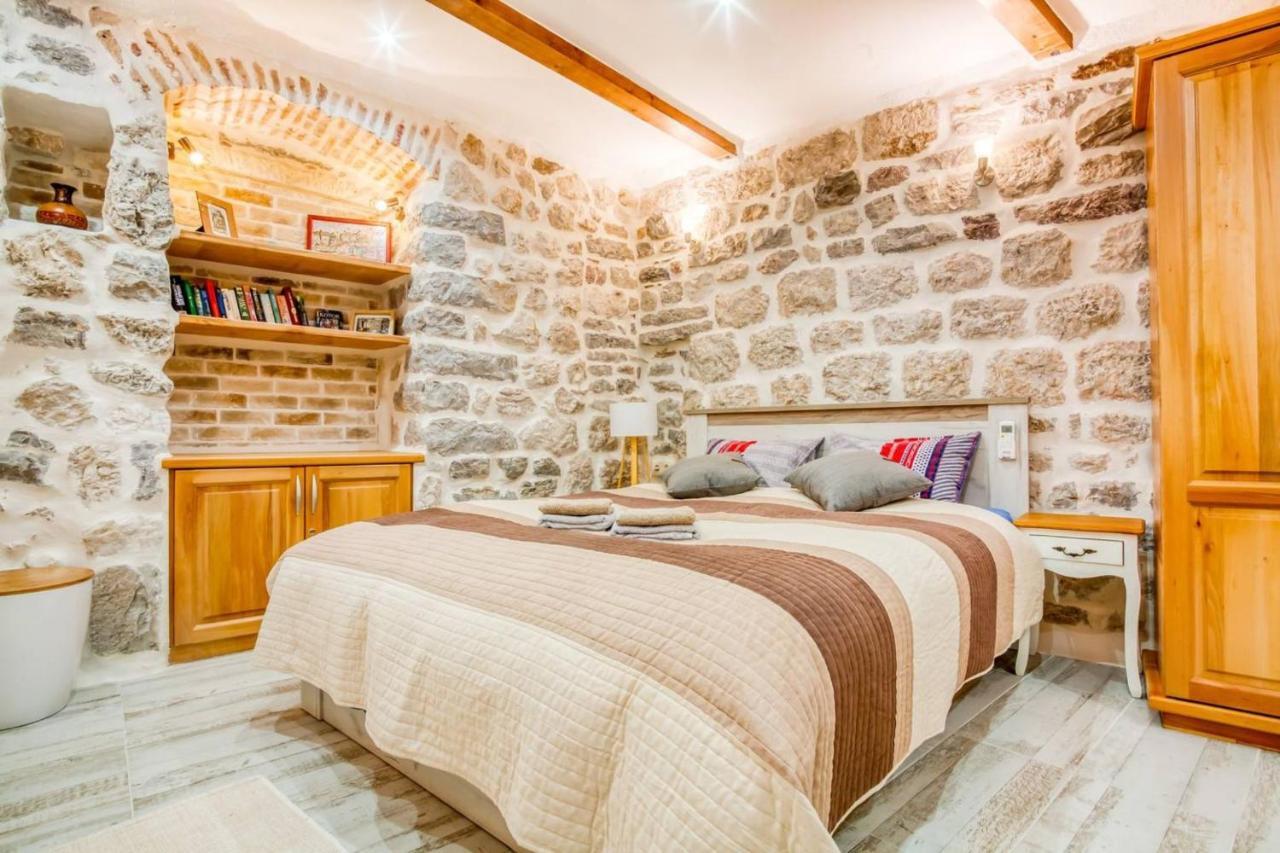 Kotor Bagus - Cozy Boutique Old Town Studio With Seaview Terrace Zewnętrze zdjęcie