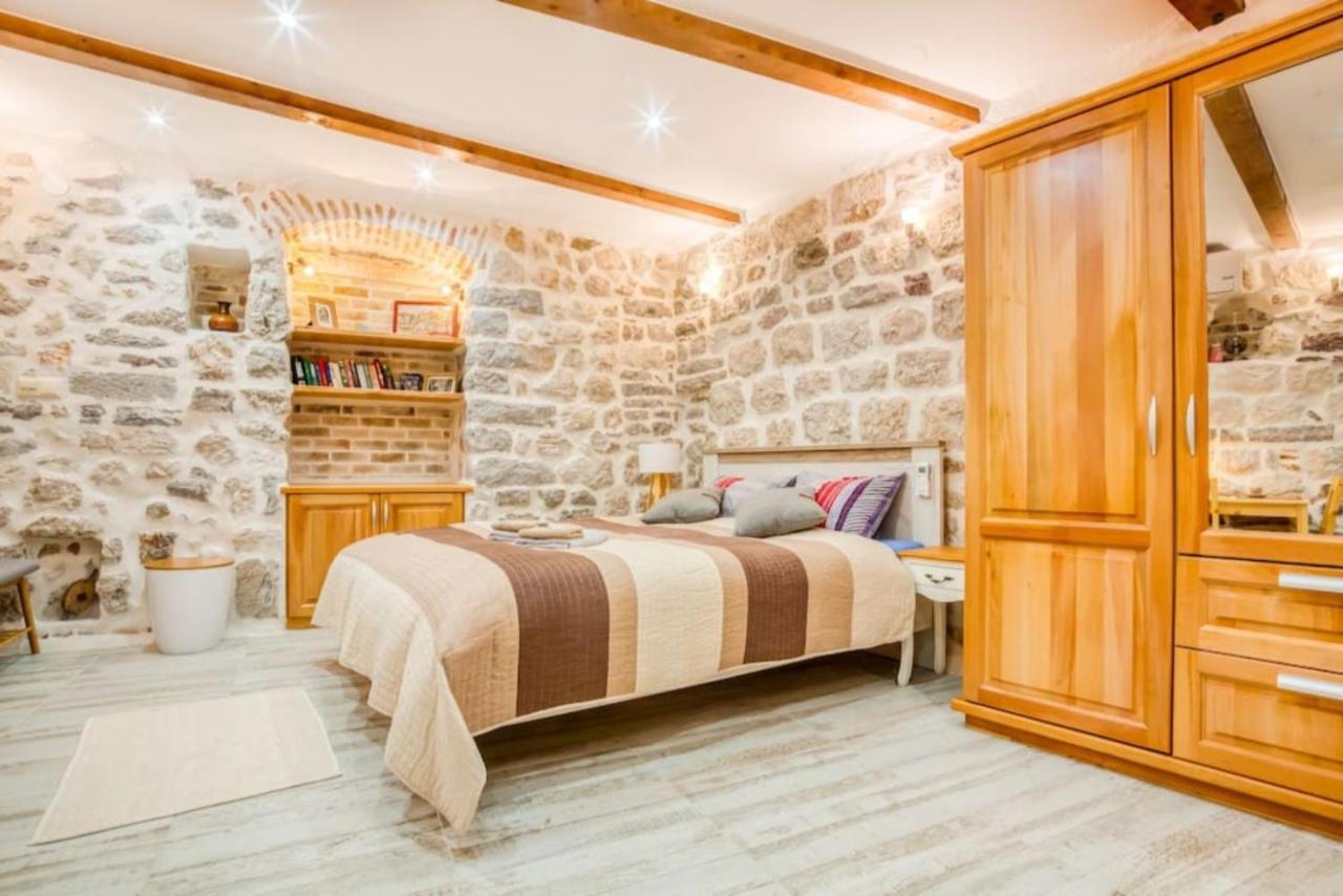 Kotor Bagus - Cozy Boutique Old Town Studio With Seaview Terrace Zewnętrze zdjęcie