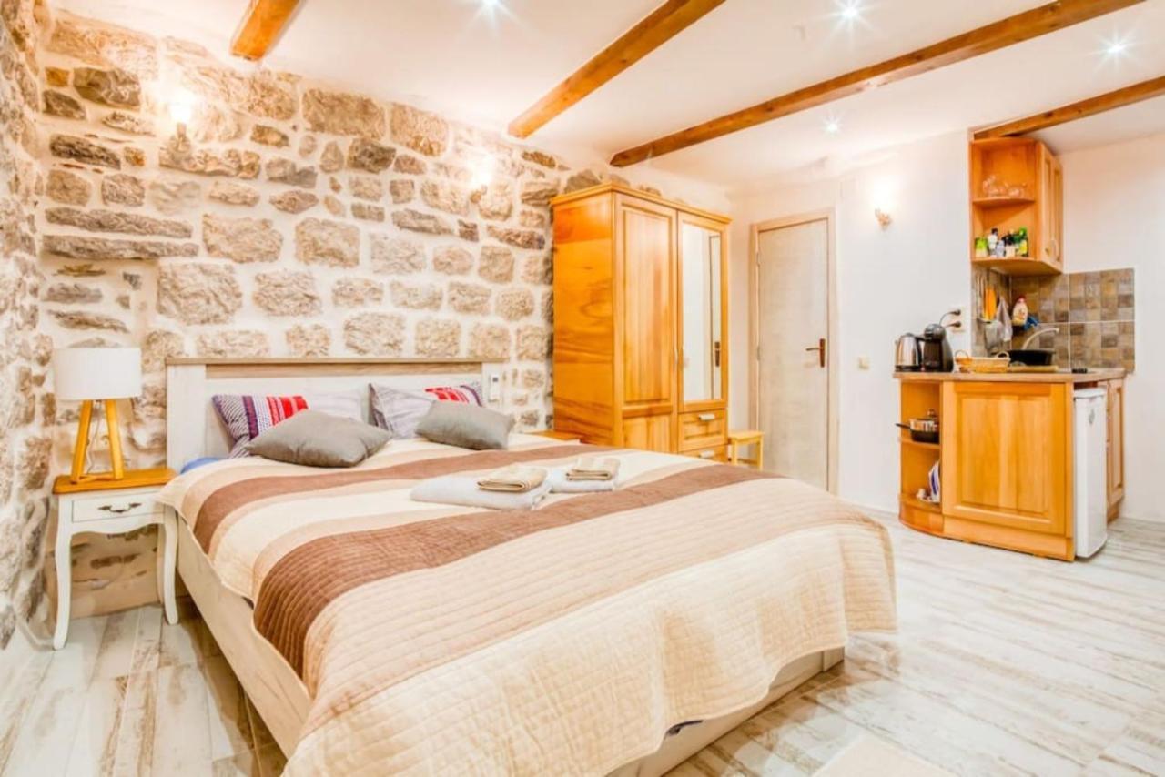 Kotor Bagus - Cozy Boutique Old Town Studio With Seaview Terrace Zewnętrze zdjęcie