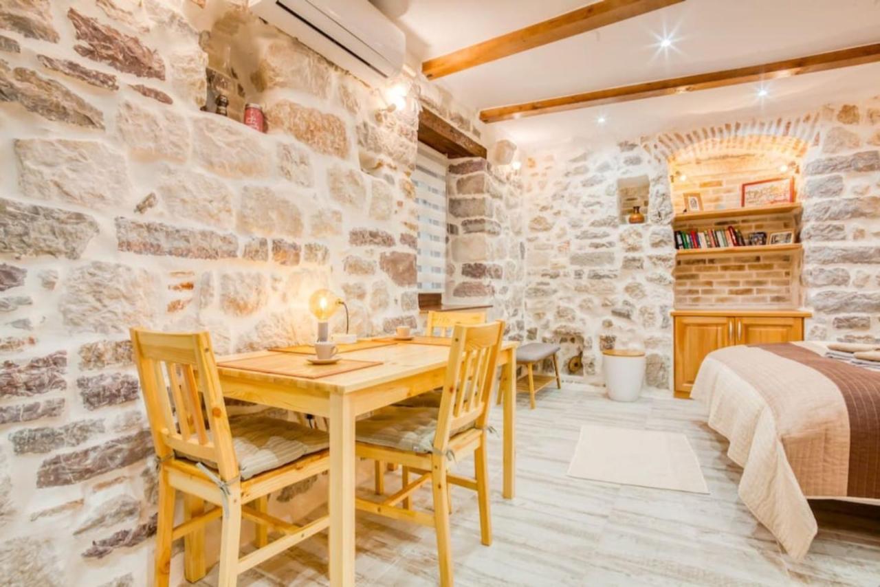 Kotor Bagus - Cozy Boutique Old Town Studio With Seaview Terrace Zewnętrze zdjęcie