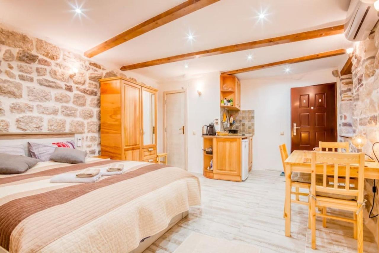 Kotor Bagus - Cozy Boutique Old Town Studio With Seaview Terrace Zewnętrze zdjęcie
